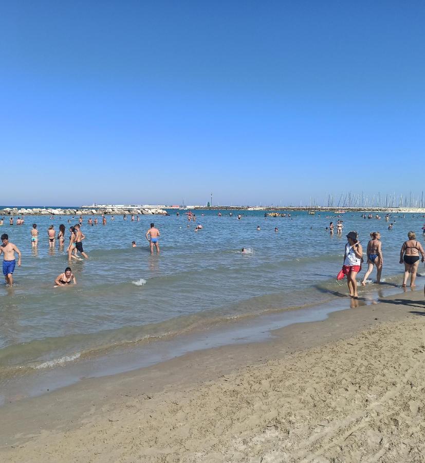 Colleoni 19 Bangkok, appartamento al mare di 48 mq al primo piano Civitanova Marche Esterno foto